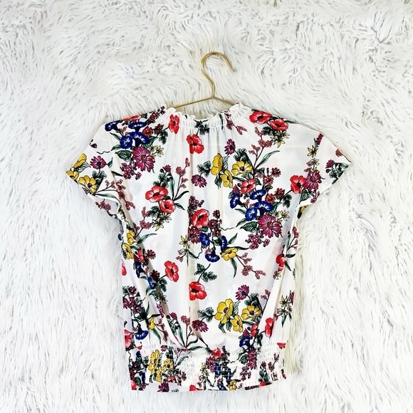 Express Women's Floral Blouse Multicolor Sizes Short Sleeve ruffle Neck - Picture 2 of 6